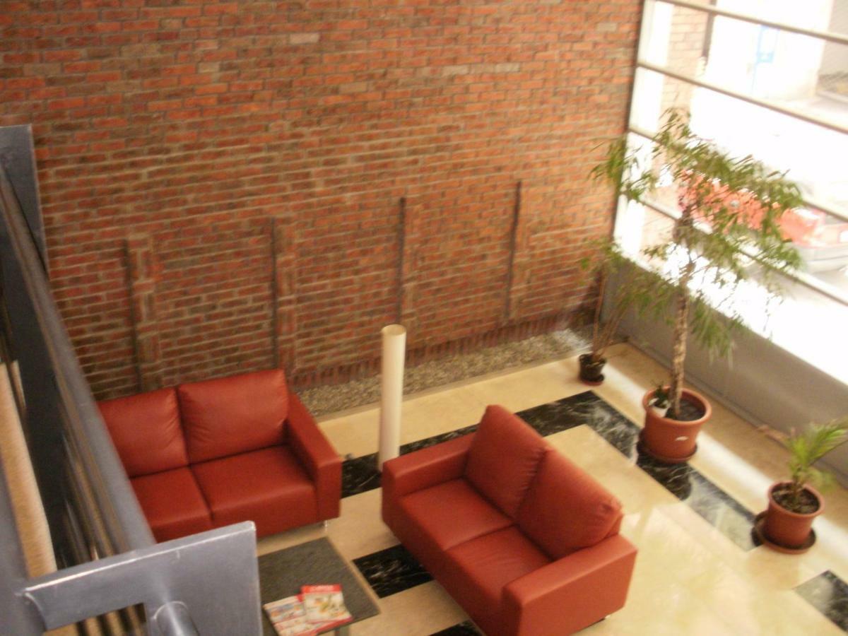 Apartmán Downtown Garden Isle In Urban Style-Free Parking Budapešť Exteriér fotografie