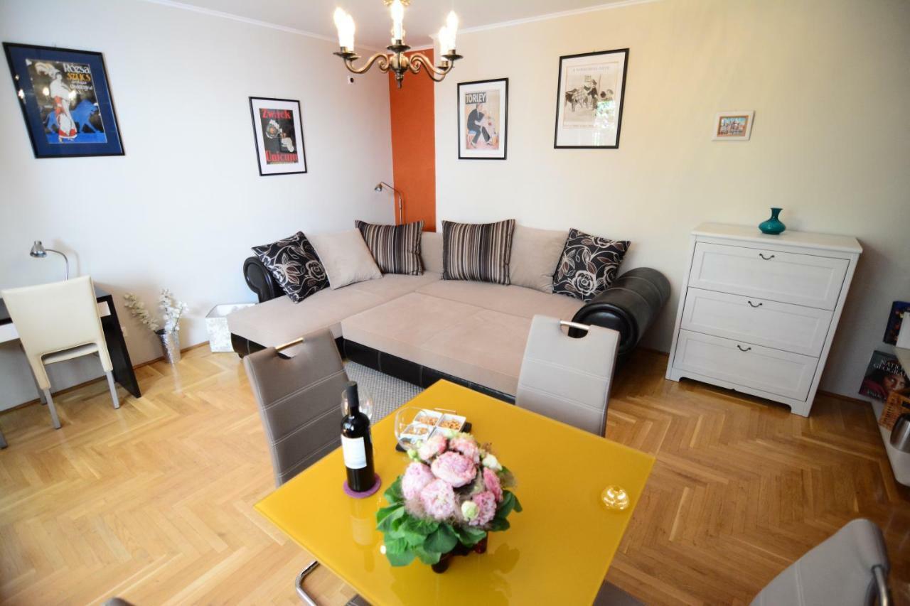 Apartmán Downtown Garden Isle In Urban Style-Free Parking Budapešť Exteriér fotografie